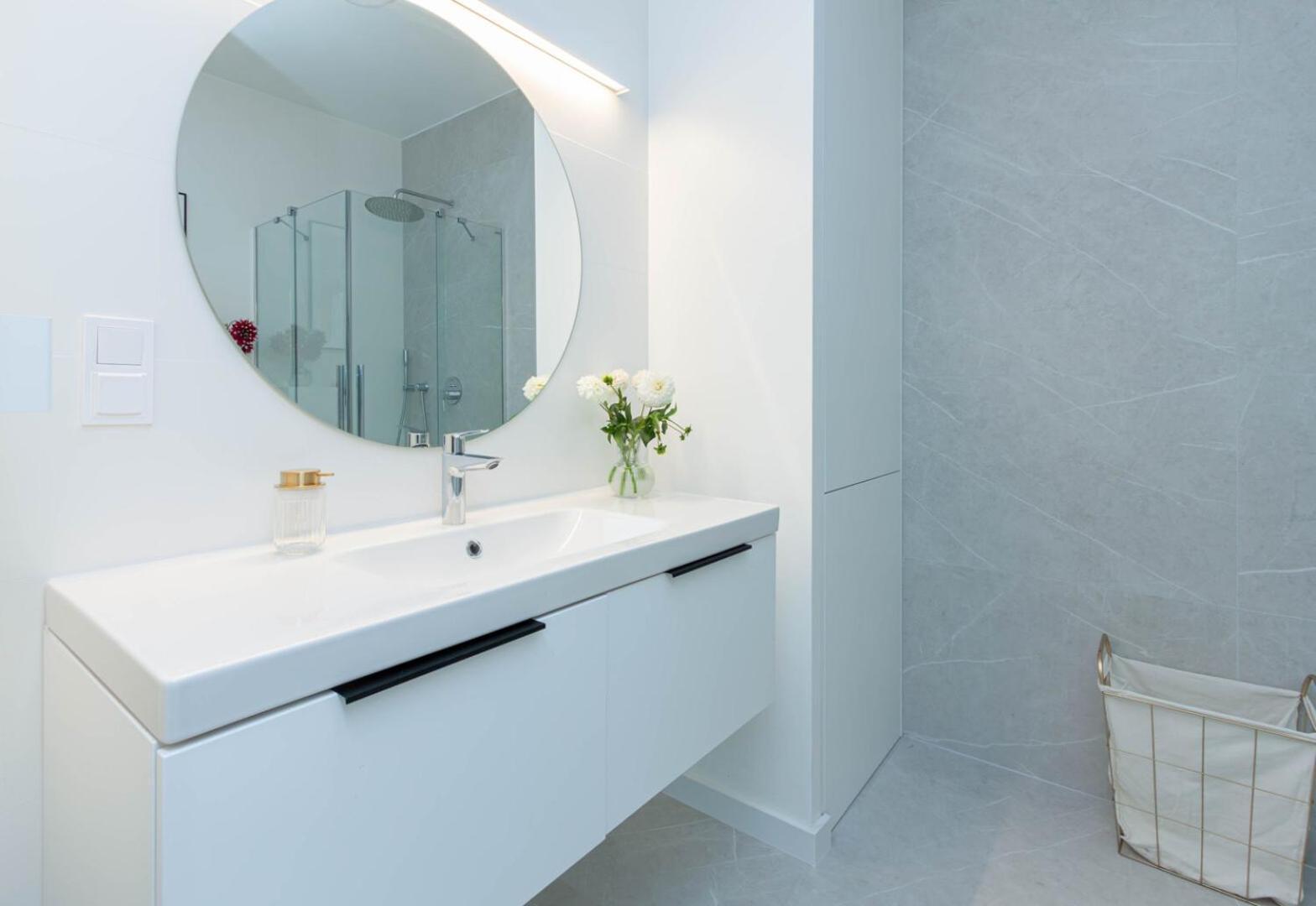 Apartly - Hanza Tower Apartament City View, Parking, Pool, Sauna Apartment *