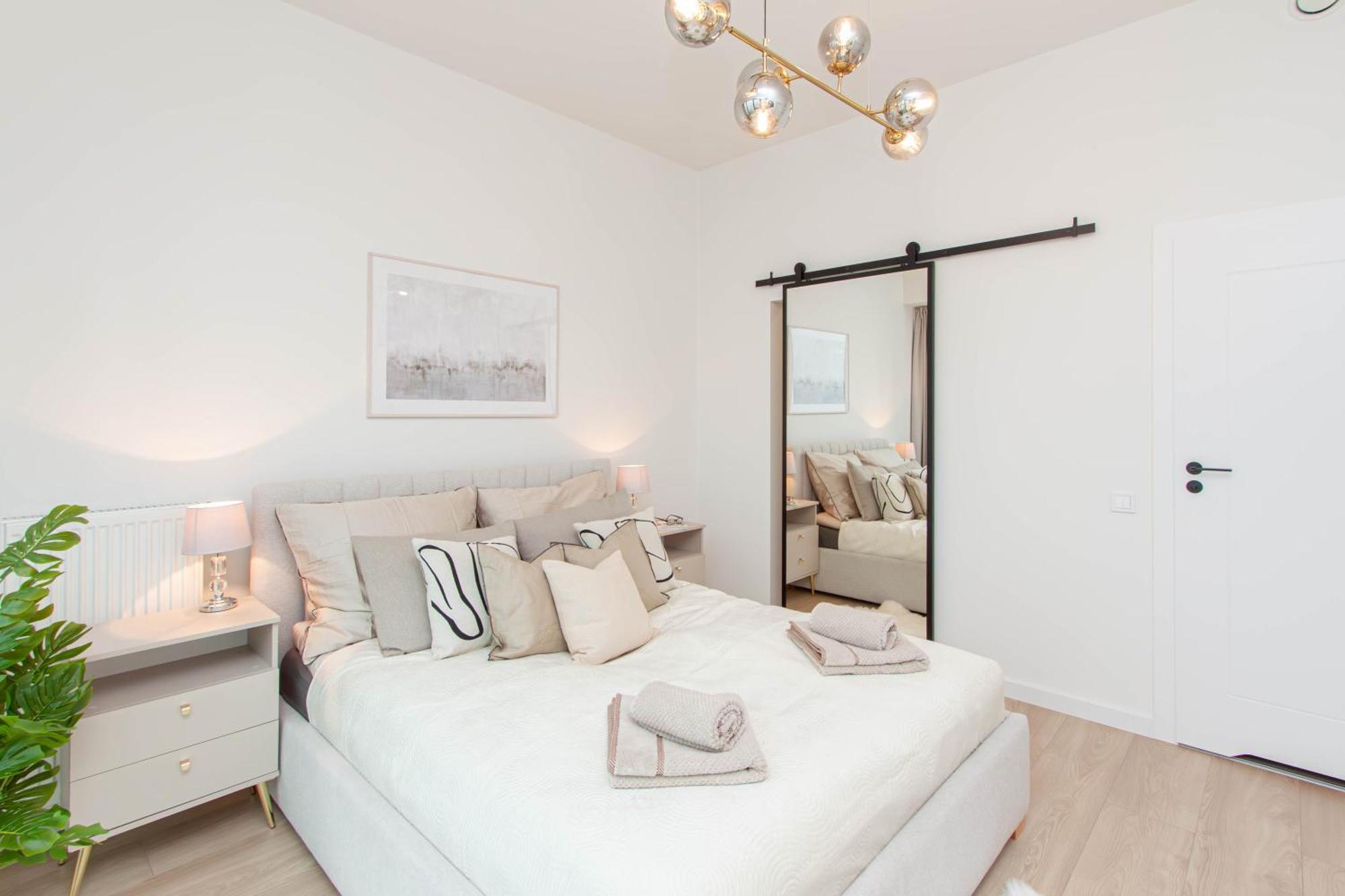 Apartment Apartly - Hanza Tower View, Parking, Pool, Sauna *